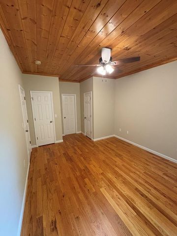 1013 Hwy 60, Suches, GA 30512