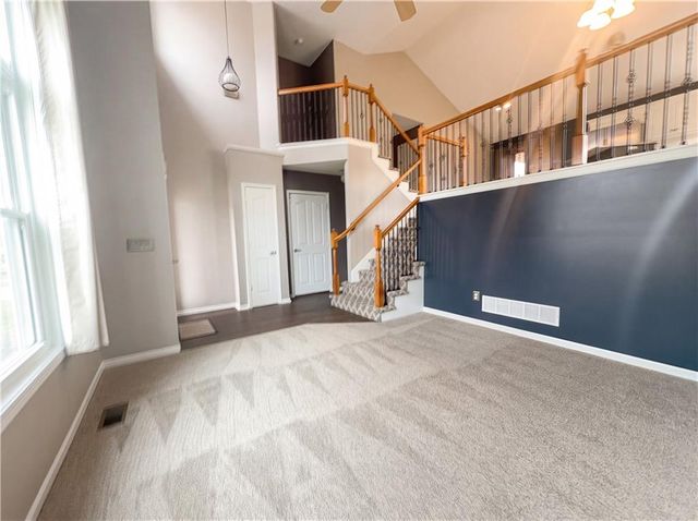 16072 W 156th Terrace, Olathe, KS 66062