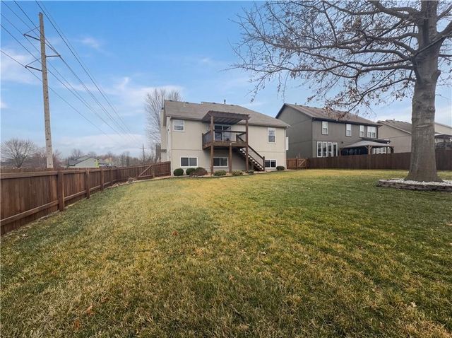 16072 W 156th Terrace, Olathe, KS 66062