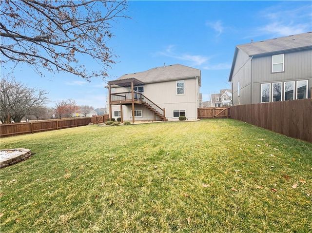 16072 W 156th Terrace, Olathe, KS 66062