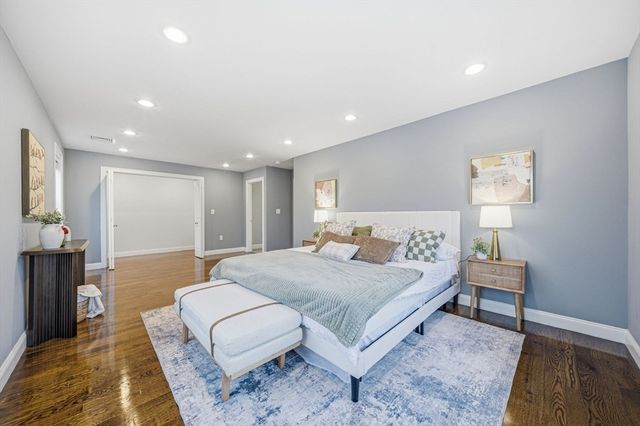 305 Lynn St, Malden, MA 02148