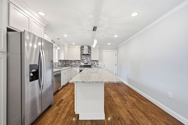 305 Lynn St, Malden, MA 02148