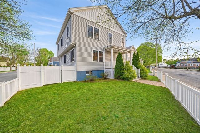305 Lynn St, Malden, MA 02148