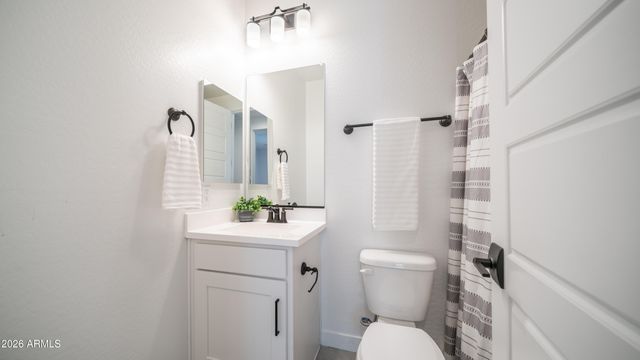 5928 E SIERRA MORENA Street, Mesa, AZ 85215