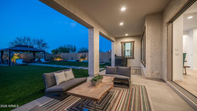 5928 E SIERRA MORENA Street, Mesa, AZ 85215