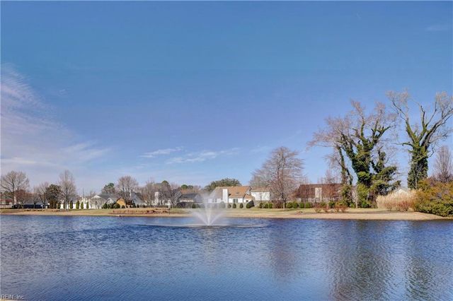669 Mill Creek PW, Chesapeake, VA 23323