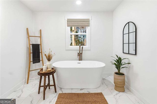 3710 Country Estate Drive NW, Kennesaw, GA 30152