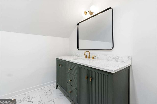 3710 Country Estate Drive NW, Kennesaw, GA 30152