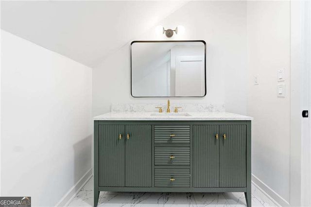 3710 Country Estate Drive NW, Kennesaw, GA 30152