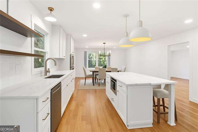 3710 Country Estate Drive NW, Kennesaw, GA 30152