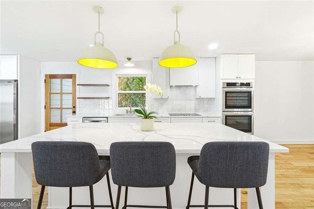 3710 Country Estate Drive NW, Kennesaw, GA 30152