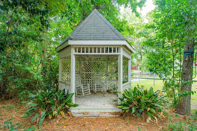 2412 Rolling Hill Road, Fayetteville, NC 28304