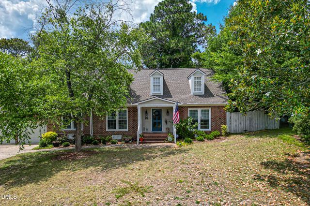 2412 Rolling Hill Road, Fayetteville, NC 28304