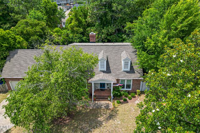 2412 Rolling Hill Road, Fayetteville, NC 28304