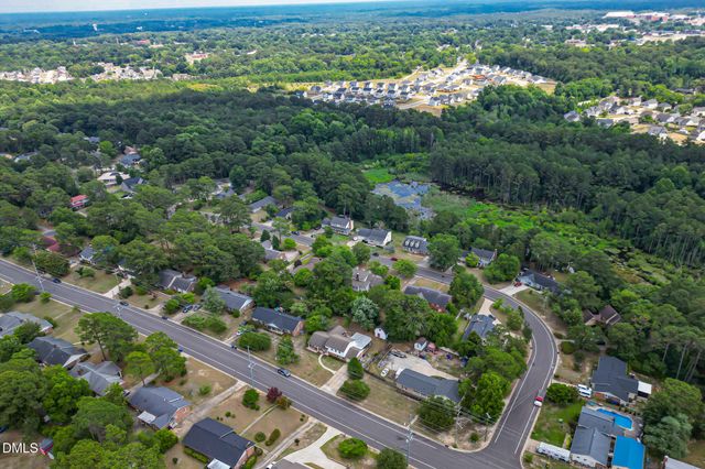 2412 Rolling Hill Road, Fayetteville, NC 28304