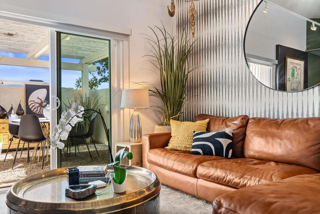 1525 Spyglass Plaza, Palm Springs, CA 92264