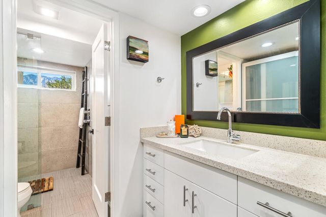 1525 Spyglass Plaza, Palm Springs, CA 92264