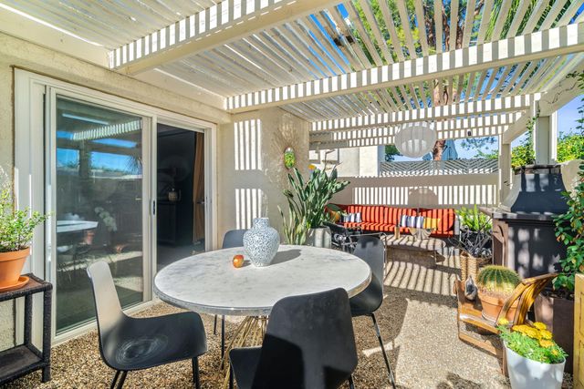 1525 Spyglass Plaza, Palm Springs, CA 92264