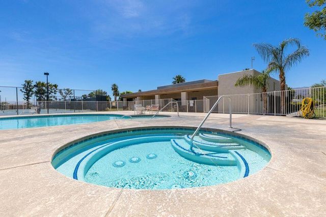 1525 Spyglass Plaza, Palm Springs, CA 92264