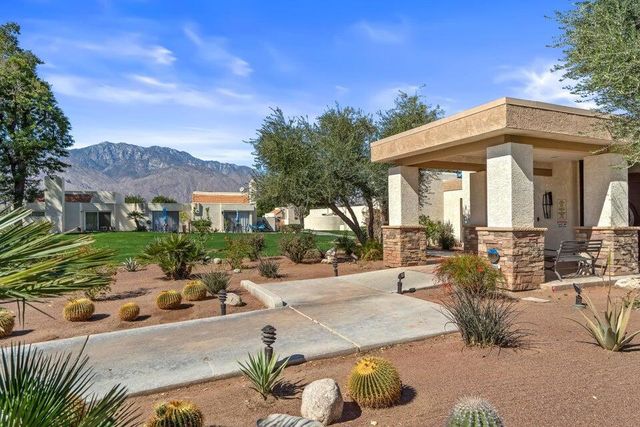 1525 Spyglass Plaza, Palm Springs, CA 92264