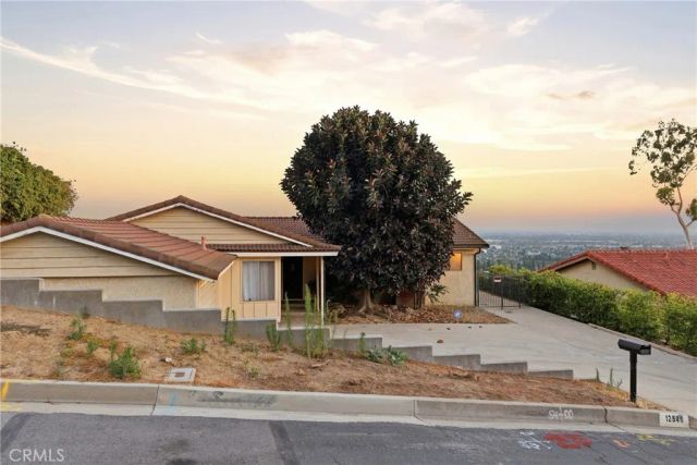 12540 Mount Holly, Whittier, CA 90601