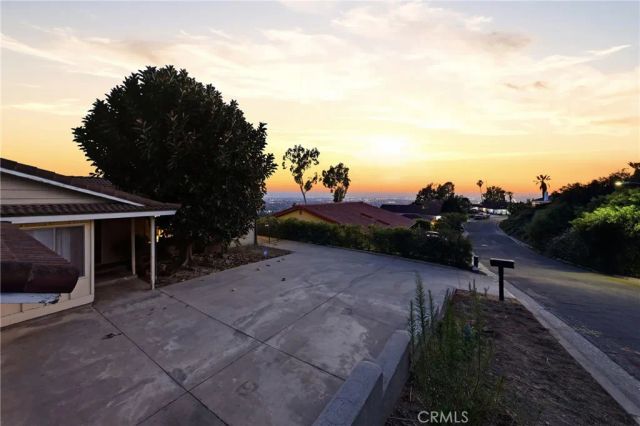 12540 Mount Holly, Whittier, CA 90601
