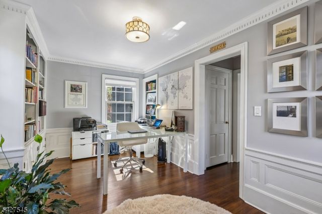 23 Greenview Way, Montclair Twp., NJ 07043