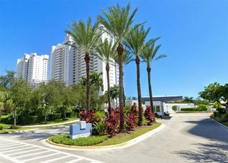 15051 Royal Oaks Ln 1704, North Miami, FL 33181