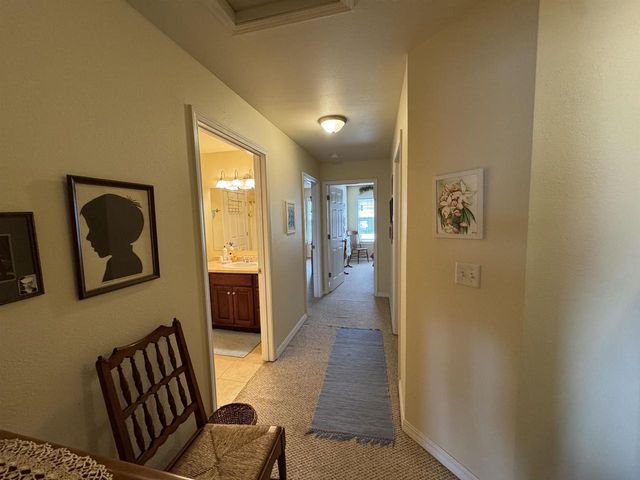 2825 Holiday Drive, Janesville, WI 53545