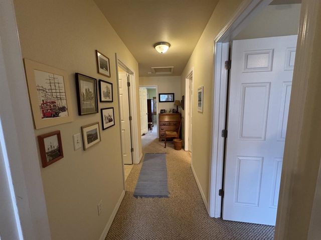 2825 Holiday Drive, Janesville, WI 53545