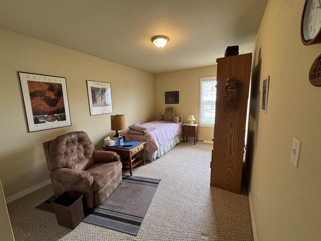 2825 Holiday Drive, Janesville, WI 53545