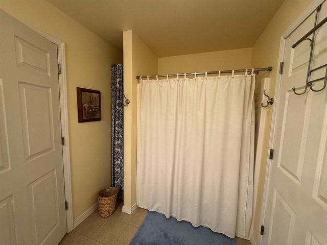 2825 Holiday Drive, Janesville, WI 53545