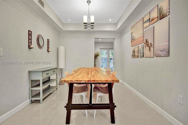 6550 SW 52nd Ter, South Miami, FL 33155