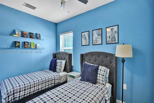 6550 SW 52nd Ter, South Miami, FL 33155