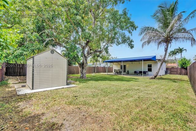 6550 SW 52nd Ter, South Miami, FL 33155