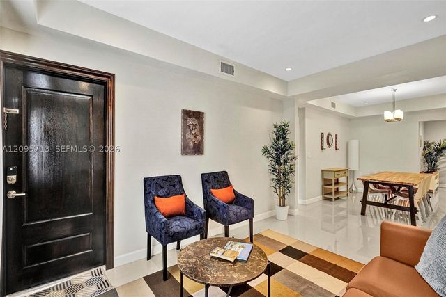 6550 SW 52nd Ter, South Miami, FL 33155