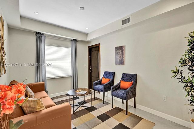 6550 SW 52nd Ter, South Miami, FL 33155