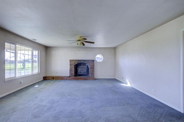 16400 Ash Ave, Patterson, CA 95363