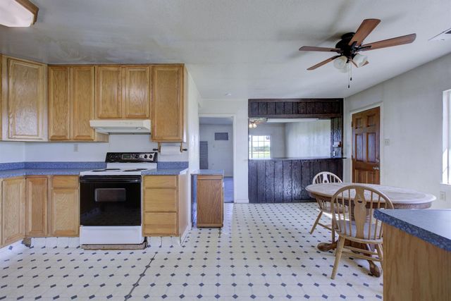 16400 Ash Ave, Patterson, CA 95363