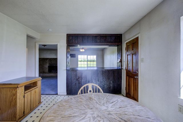 16400 Ash Ave, Patterson, CA 95363