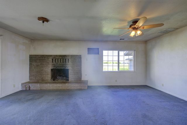 16400 Ash Ave, Patterson, CA 95363