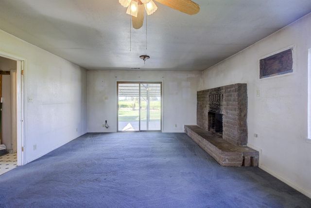 16400 Ash Ave, Patterson, CA 95363