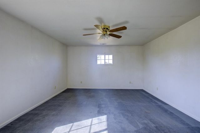 16400 Ash Ave, Patterson, CA 95363