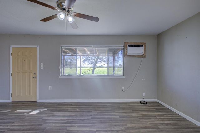 16400 Ash Ave, Patterson, CA 95363