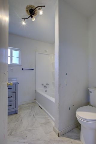 16400 Ash Ave, Patterson, CA 95363