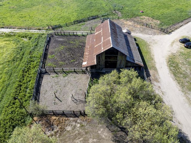 16400 Ash Ave, Patterson, CA 95363