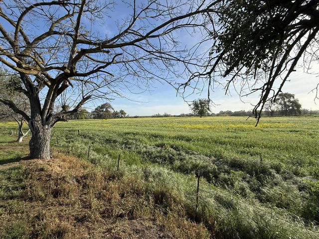 16400 Ash Ave, Patterson, CA 95363