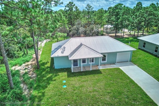 445 Apple Blossom Court, Lake Placid, FL 33852