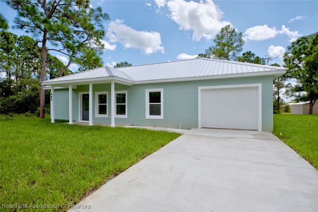 445 Apple Blossom Court, Lake Placid, FL 33852