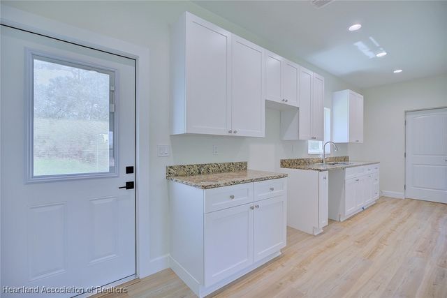 445 Apple Blossom Court, Lake Placid, FL 33852